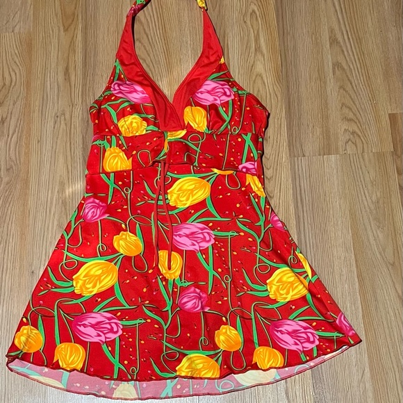 GRIP COLLECTION woman’s one pice Floral halter swimsuit - Picture 3 of 14